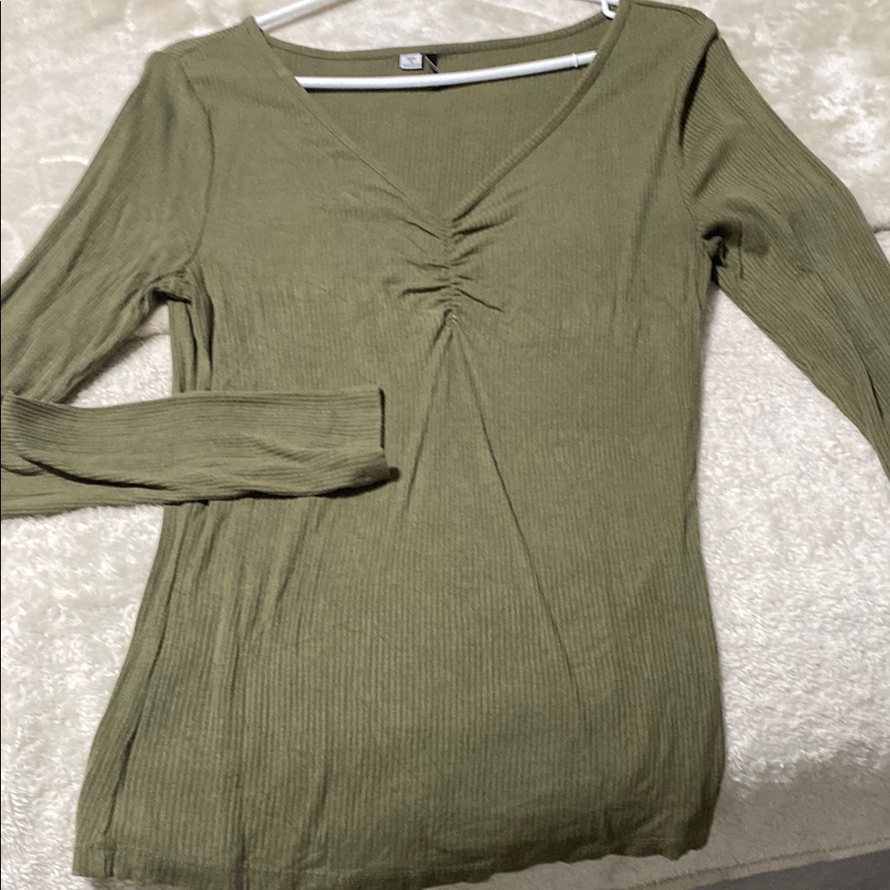 ✨3/$30 Only Green Ruched Long Sleeve Blouse